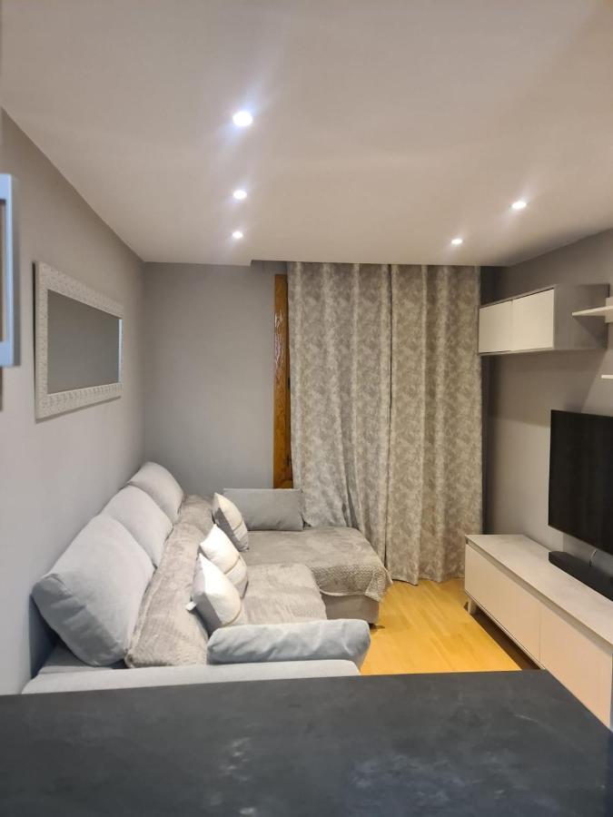 Apartamento Zaragoza Centro ภายนอก รูปภาพ